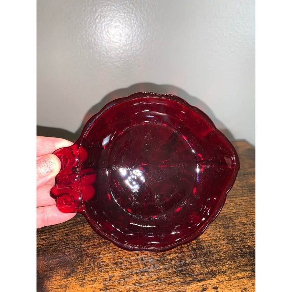 Vintage Anchor Hocking Royal Ruby Red Glass Leaf Shaped Ashtray
